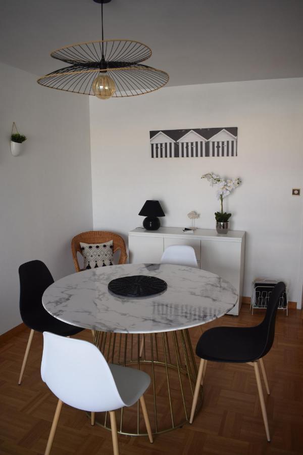 Cote Et Vie - Appartement Et Garage Saint Gilles Croix de vie Bagian luar foto